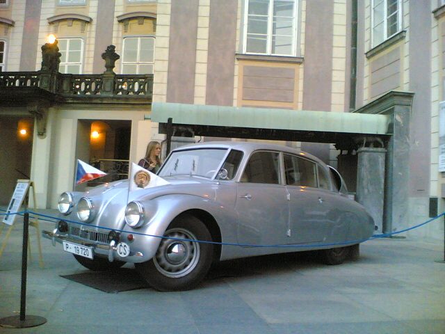 Tatra T87 front view